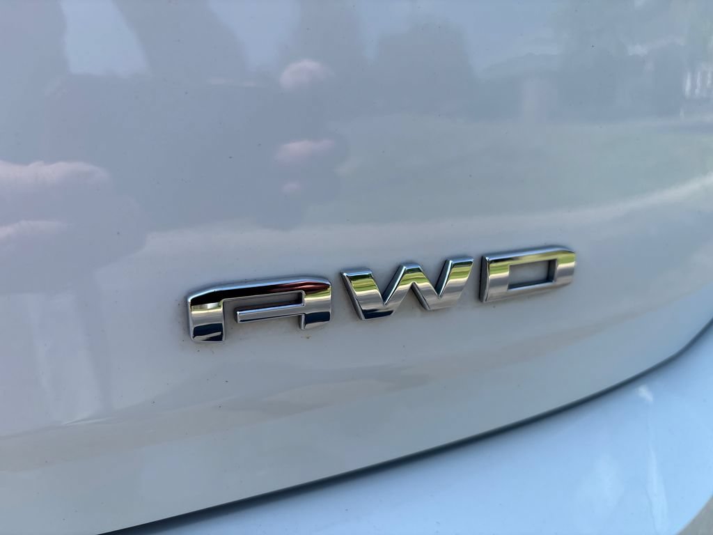 Used 2024 GMC Terrain SLT w/ Infotainment Package II AWD/4WD image 49