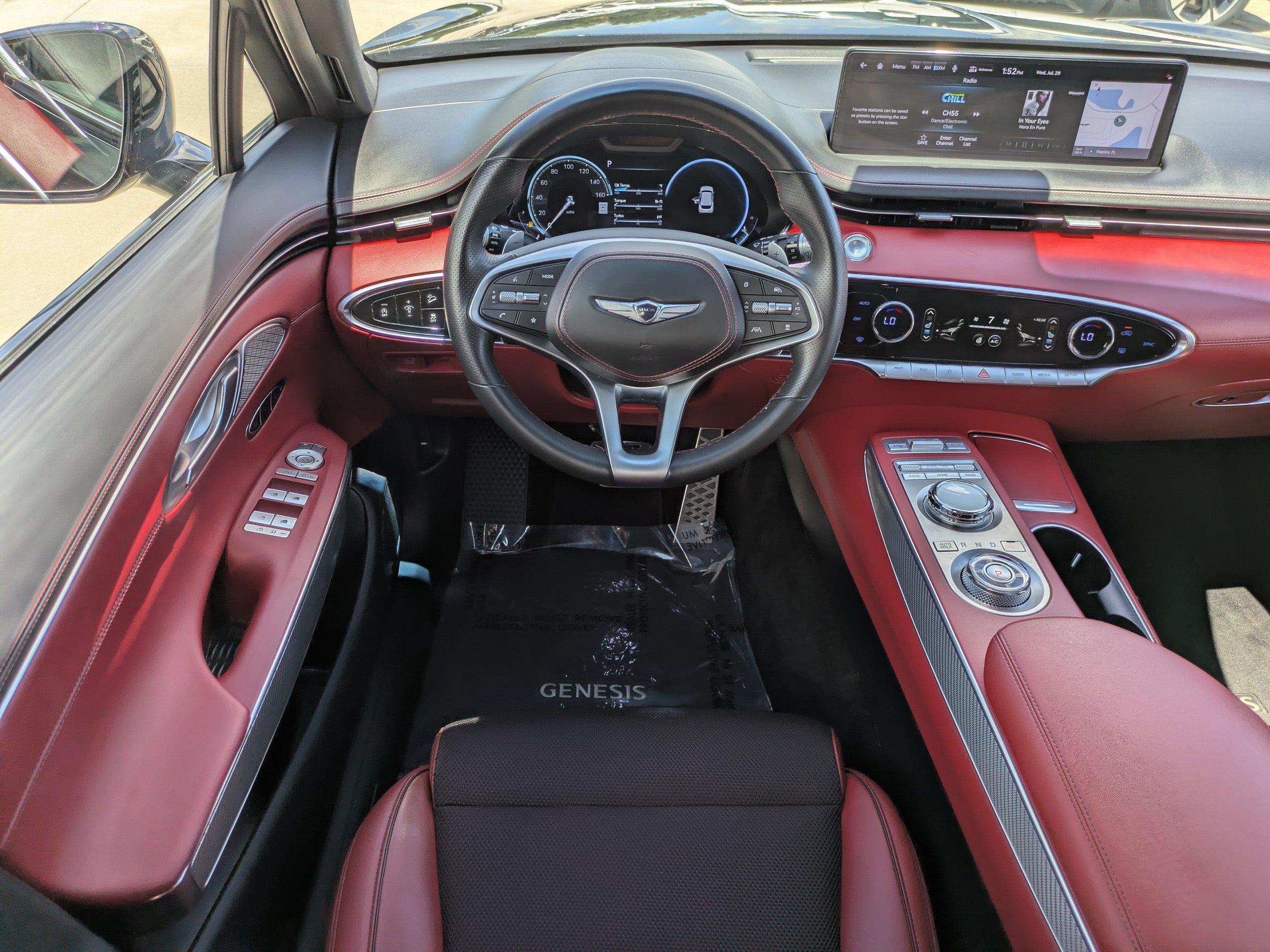 Certified 2023 Genesis GV70 2.5T w/ Sport Prestige Package AWD/4WD image 15