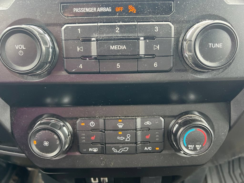 Used 2019 Ford F150 XLT w/ Equipment Group 302A Luxury AWD/4WD image 14
