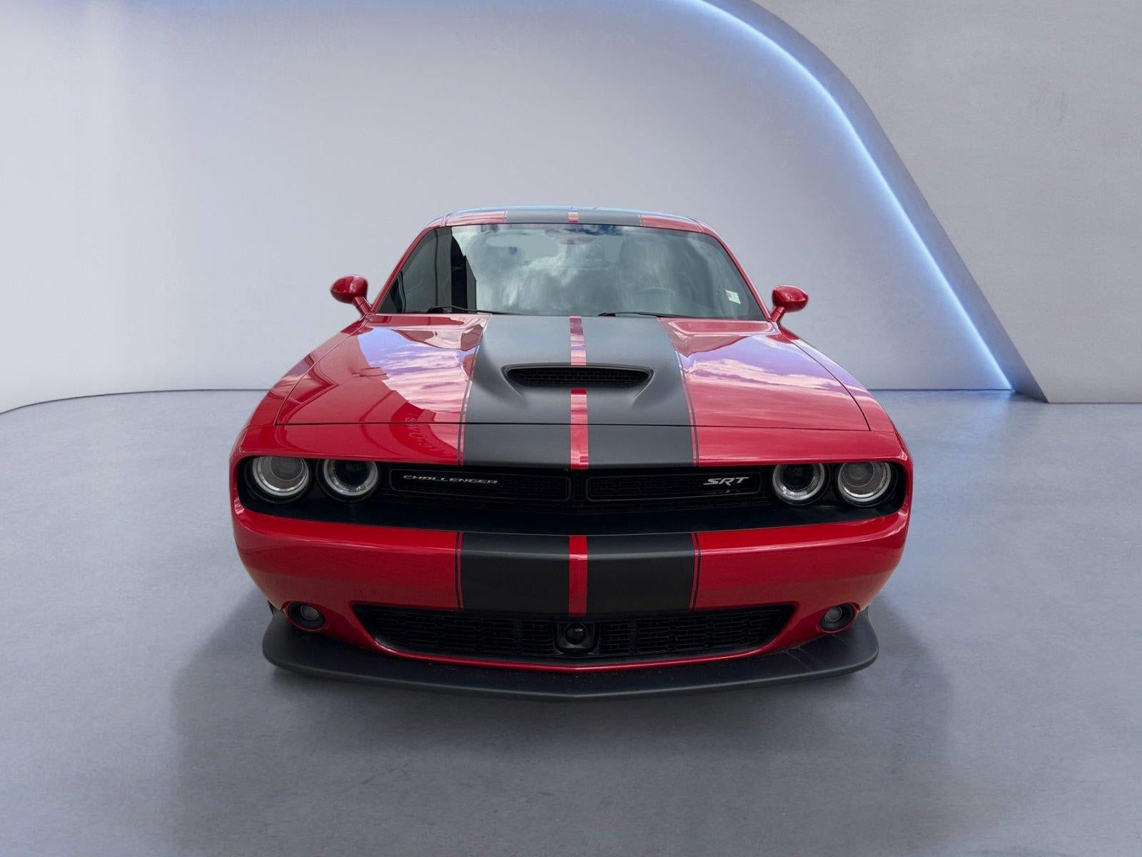 Used 2015 Dodge Challenger SRT w/ Technology Group RWD image 8