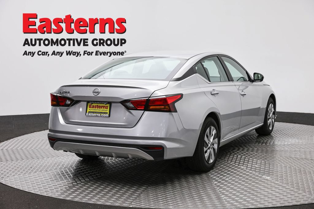 Used 2024 Nissan Altima 2.5 S FWD image 5