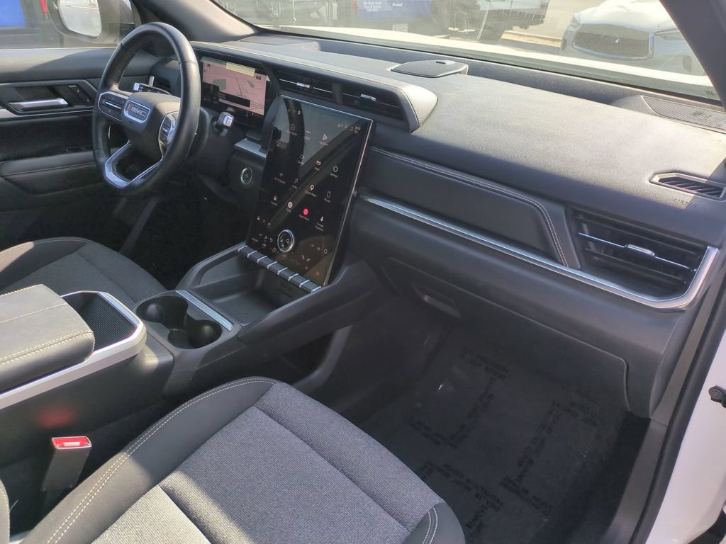 Used 2025 GMC Terrain Elevation AWD/4WD image 31