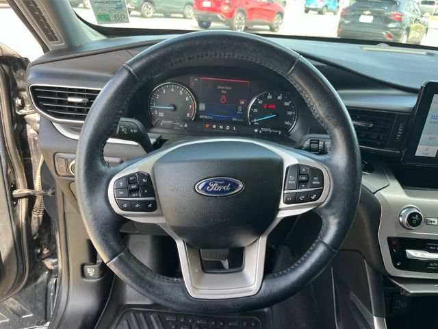Used 2022 Ford Explorer XLT w/ Equipment Group 202A RWD image 17