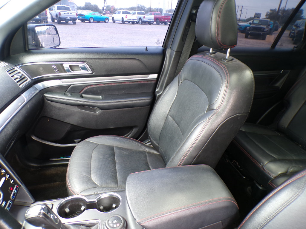 Used 2018 Ford Explorer Sport AWD/4WD image 14