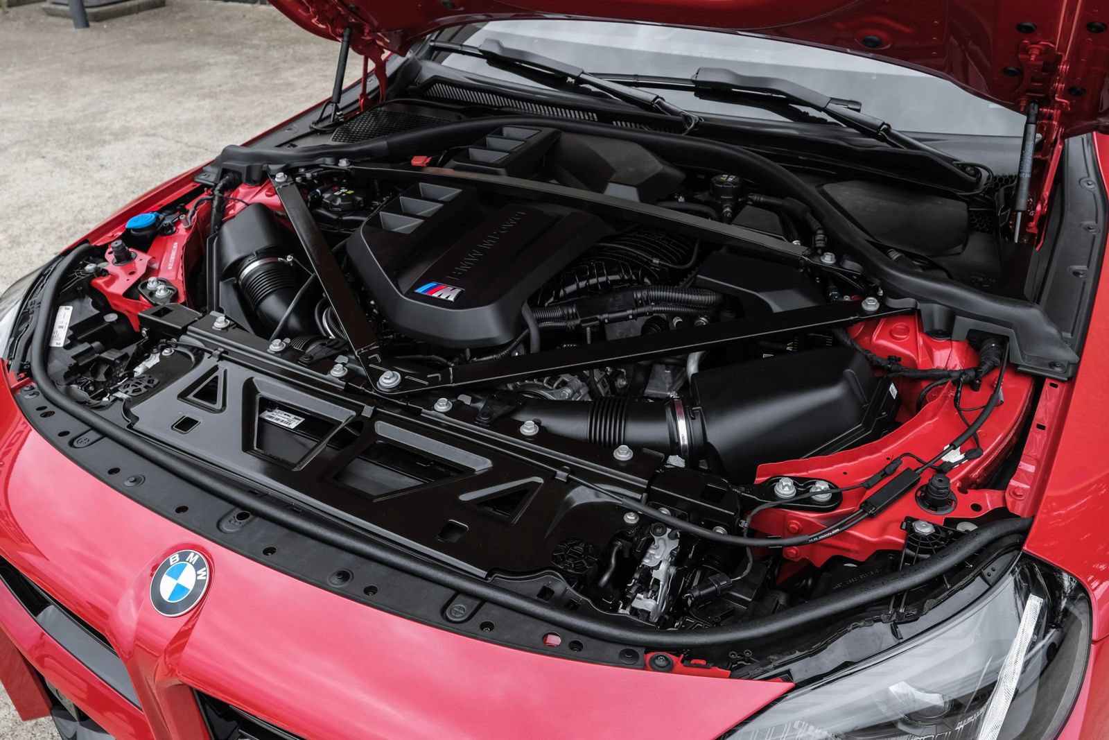 Used 2024 BMW M2 w/ Lighting Package RWD image 43