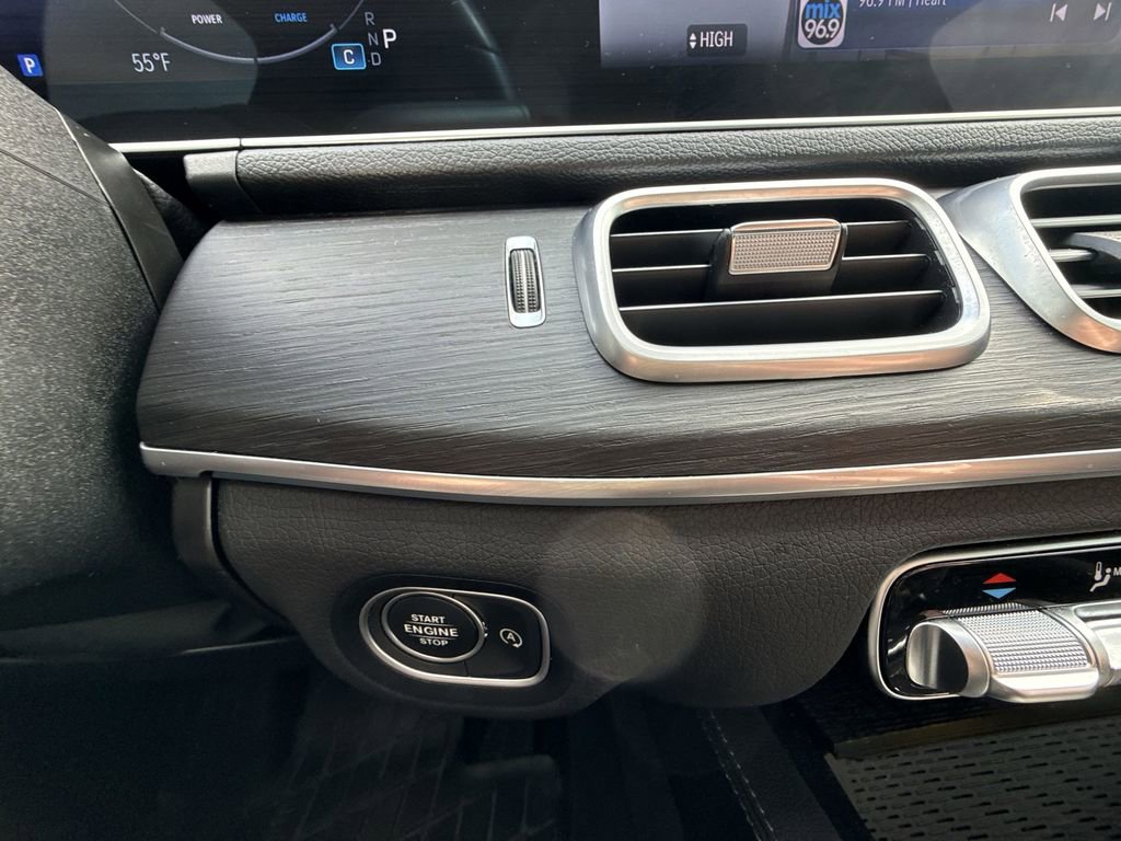 Used 2025 Mercedes-Benz GLE 350 4MATIC image 23