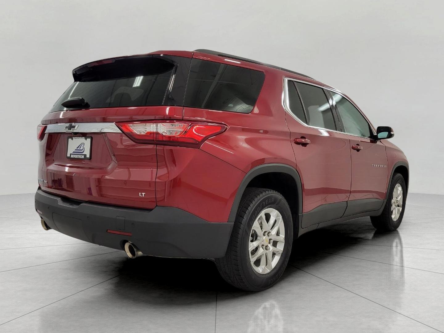 Used 2020 Chevrolet Traverse LT w/ LPO, Floor Liner Package AWD/4WD image 20