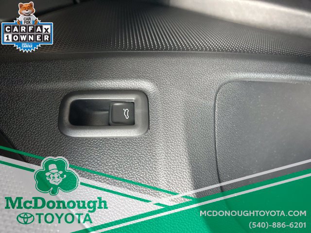 Used 2025 Volkswagen Tiguan SE R-Line AWD/4WD image 16