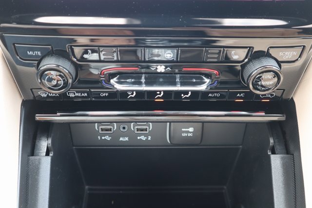 New 2025 Jeep Grand Cherokee Limited image 14