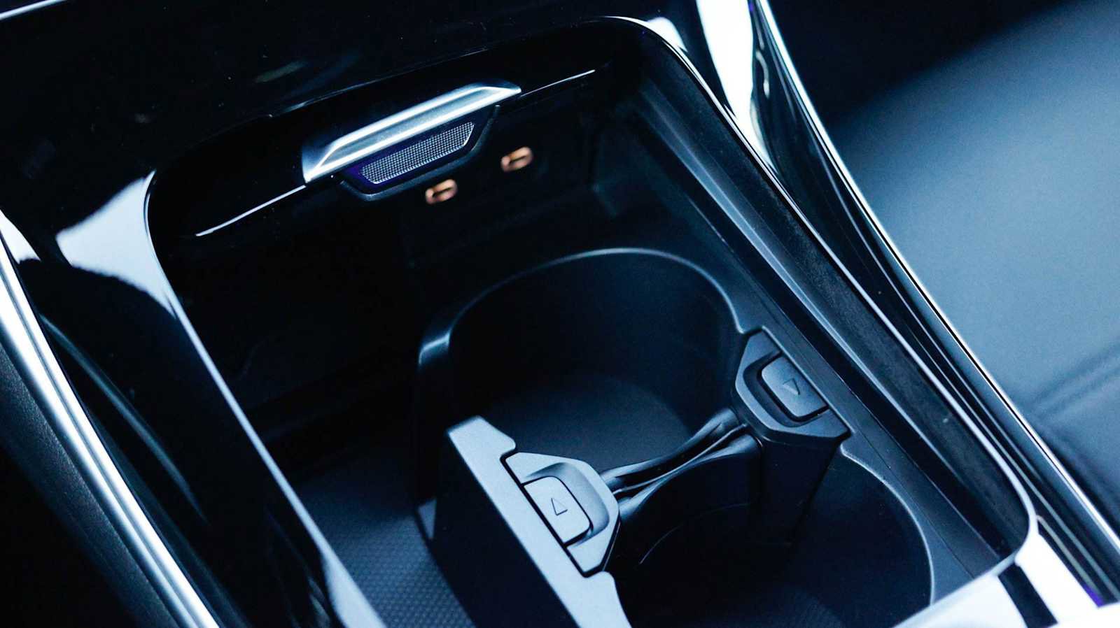 Used 2026 Mercedes-Benz C 300 4MATIC Sedan image 31