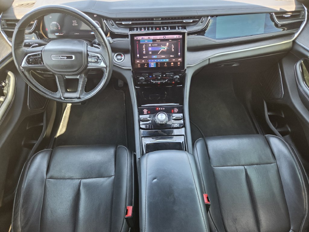 Used 2023 Jeep Grand Cherokee L Overland w/ Advanced Protech Group III AWD/4WD image 23