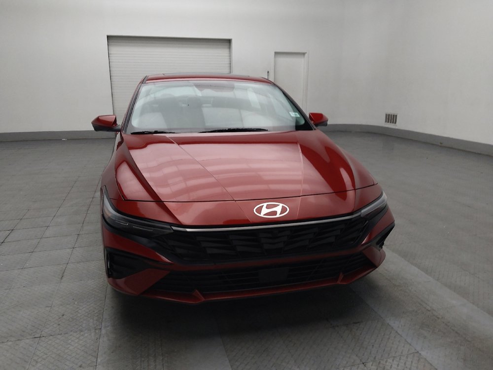 Used 2024 Hyundai Elantra Limited image 14