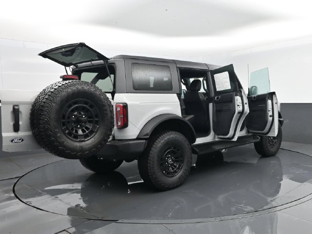 New 2026 Ford Bronco Outer Banks w/ Sasquatch Package AWD/4WD image 30