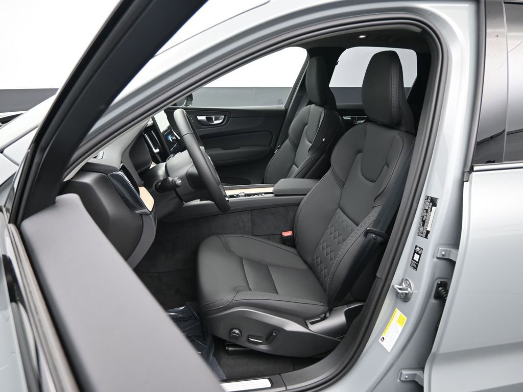 New 2026 Volvo XC60 T8 Plus w/ Protection Package Premier image 21
