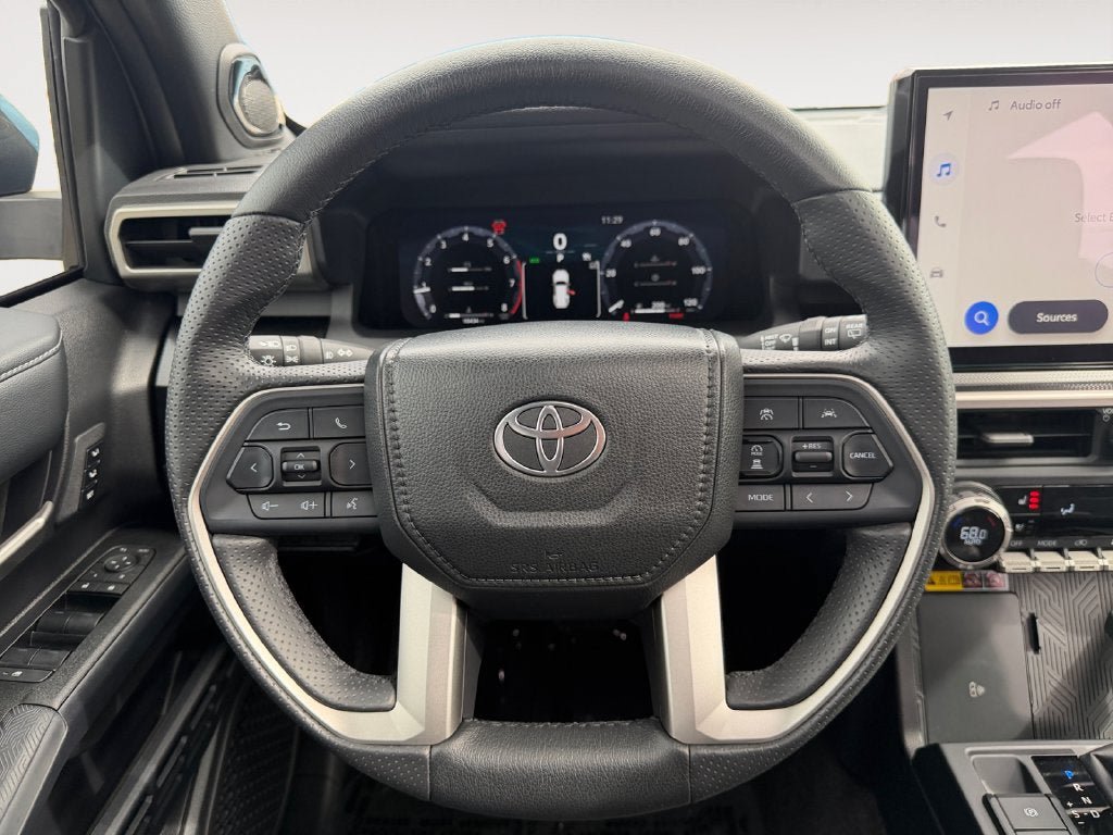 Used 2026 Toyota 4Runner Limited AWD/4WD image 13
