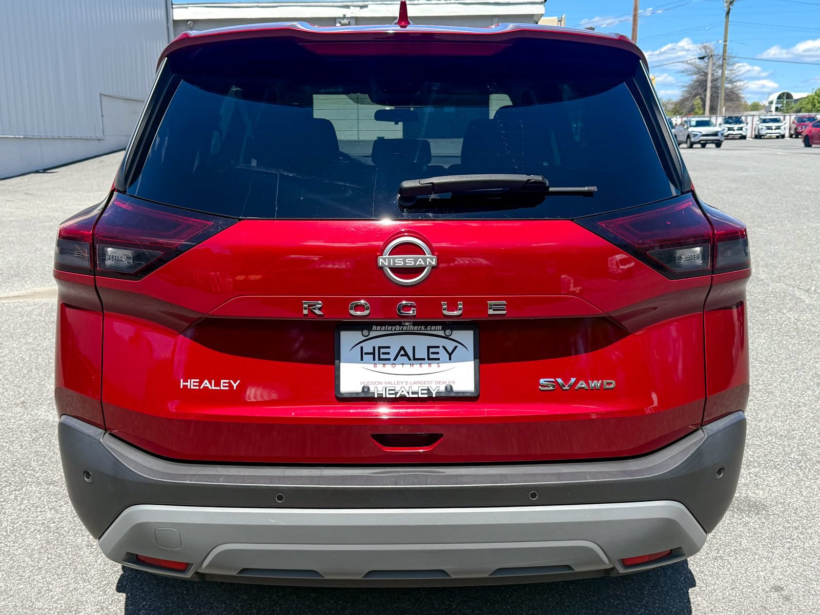 Used 2023 Nissan Rogue SV AWD/4WD image 6