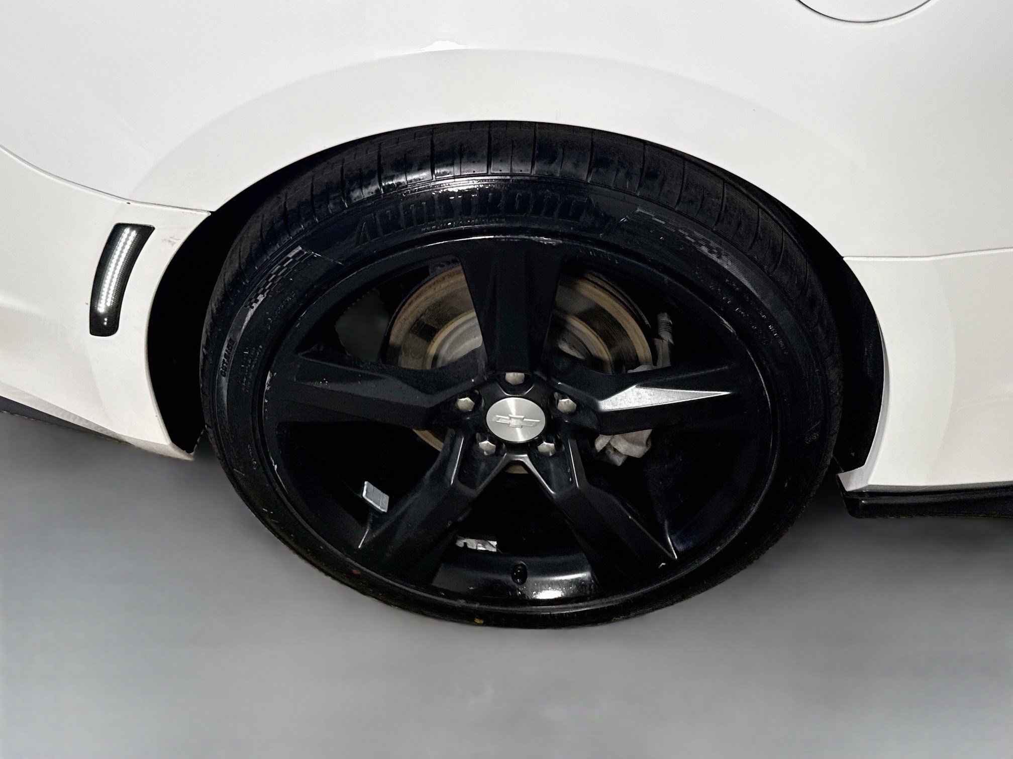 Used 2019 Chevrolet Camaro LT RWD image 31