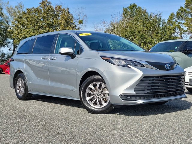 Used 2021 Toyota Sienna LE image 36