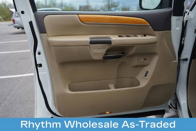 Used 2014 Nissan Armada Platinum w/ Platinum Reserve Package image 11