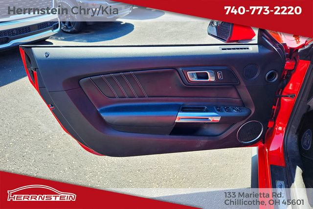 Used 2020 Ford Mustang Premium RWD image 7