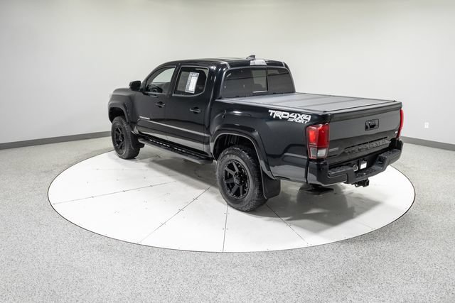 Used 2019 Toyota Tacoma TRD Sport AWD/4WD image 31