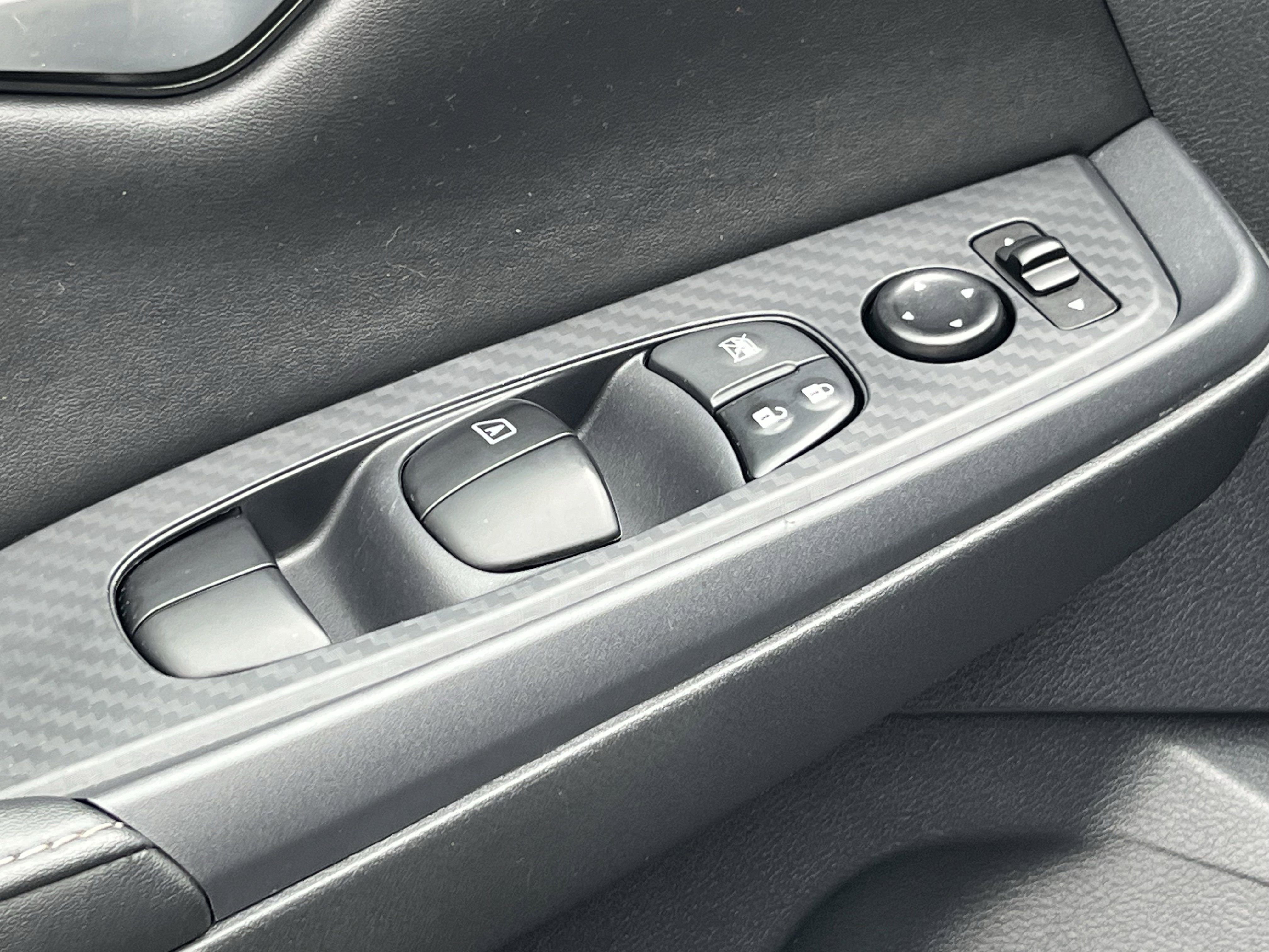 Used 2022 Nissan Sentra SV image 18