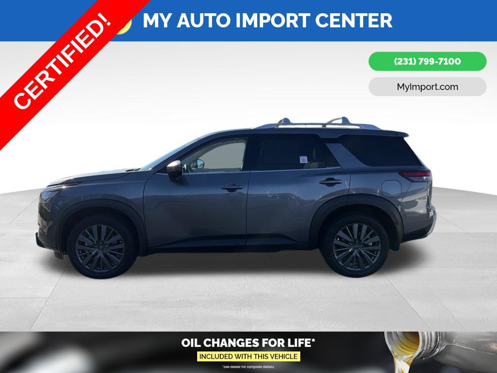 Certified 2025 Nissan Pathfinder SL w/ SL Premium Package AWD/4WD image 4