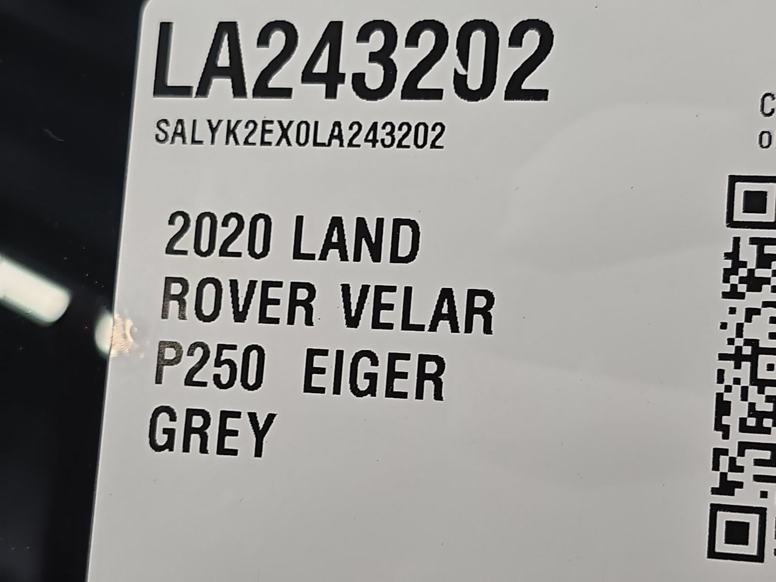 Used 2020 Land Rover Range Rover Velar R-Dynamic S AWD/4WD image 38