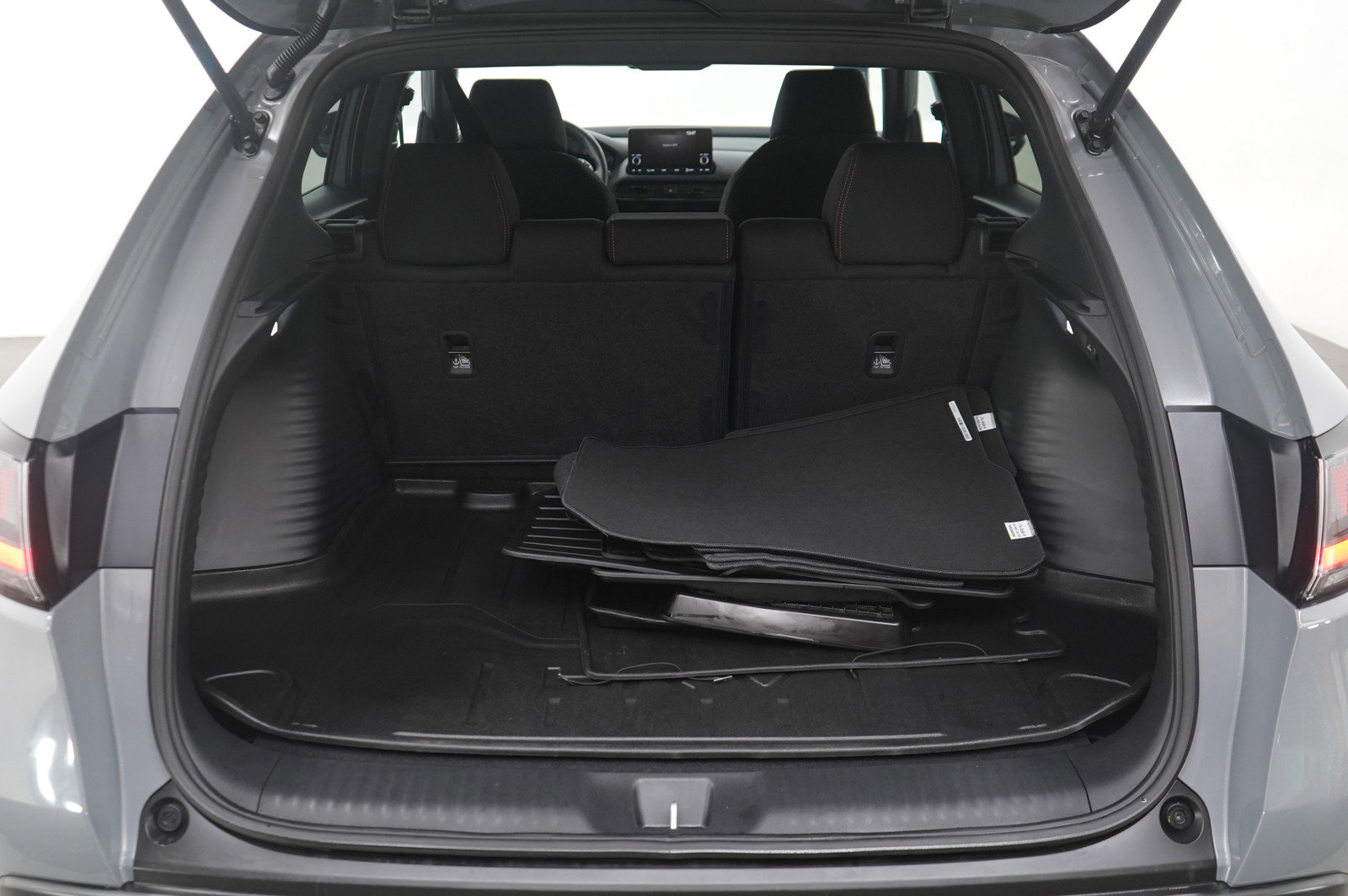 Used 2024 Honda HR-V Sport image 18