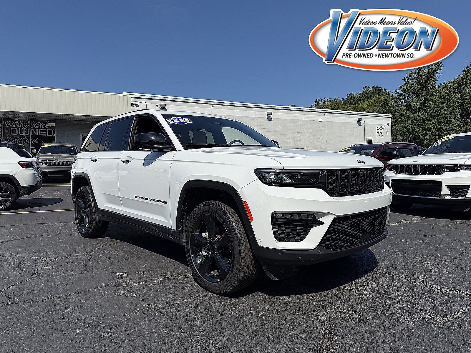 Used 2025 Jeep Grand Cherokee Limited w/ Luxury Tech Group II