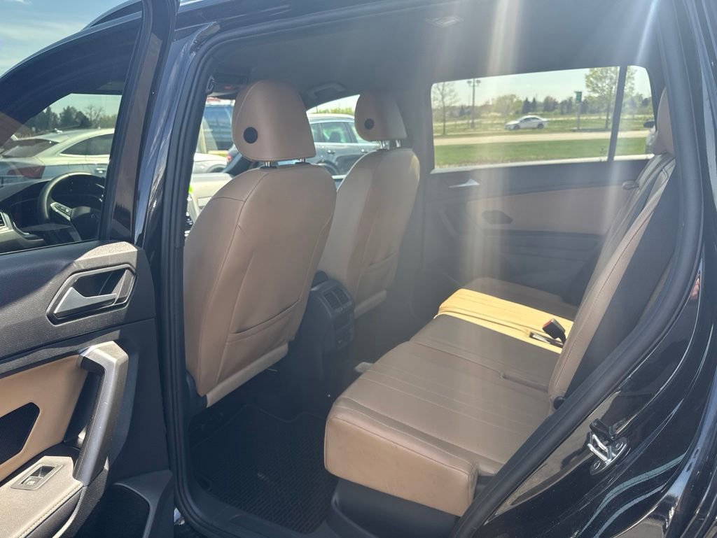 Used 2024 Volkswagen Tiguan SE w/ MDO Package, Two-Row AWD/4WD image 10