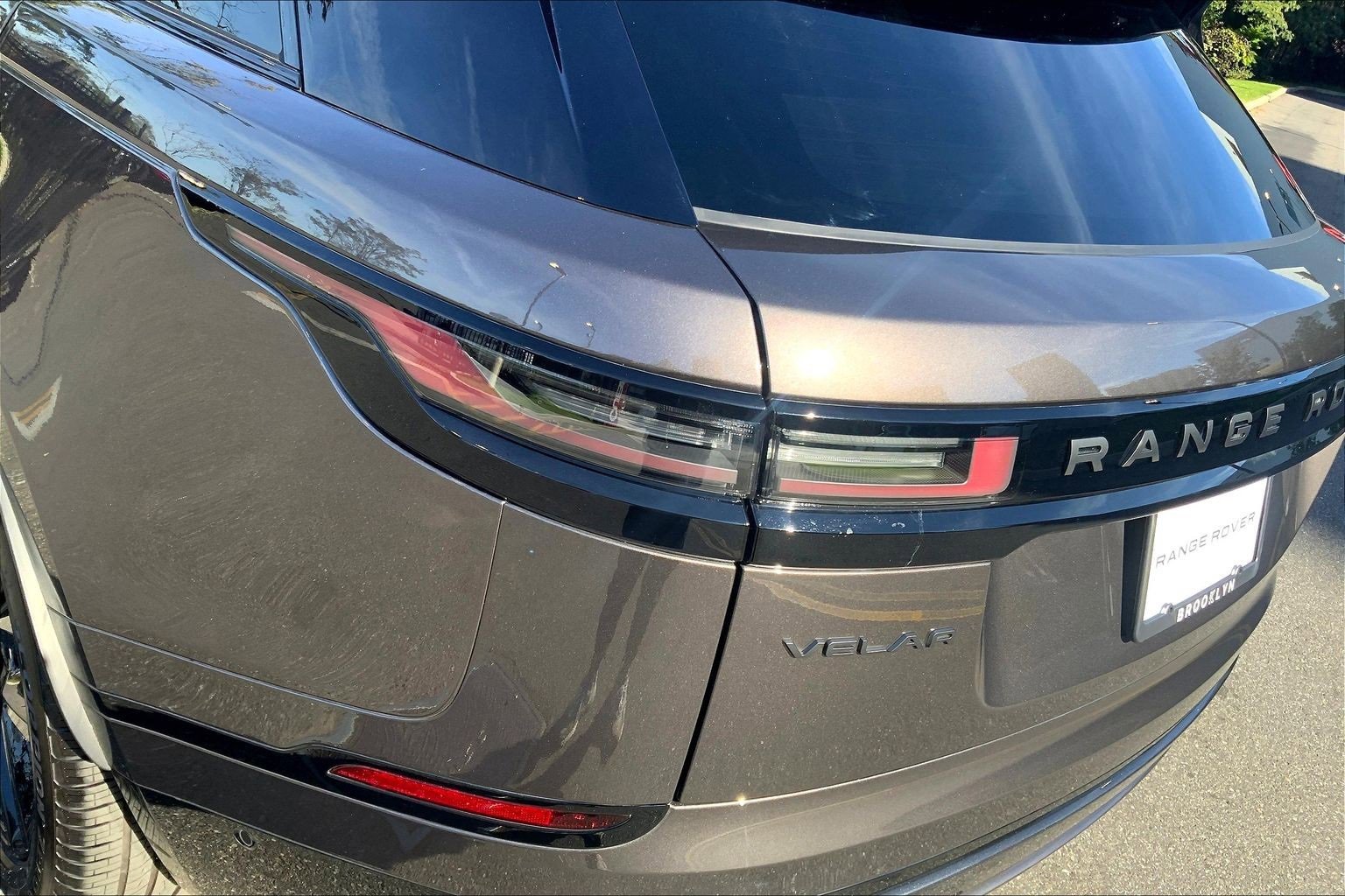 Used 2026 Land Rover Range Rover Velar Dynamic SE image 28