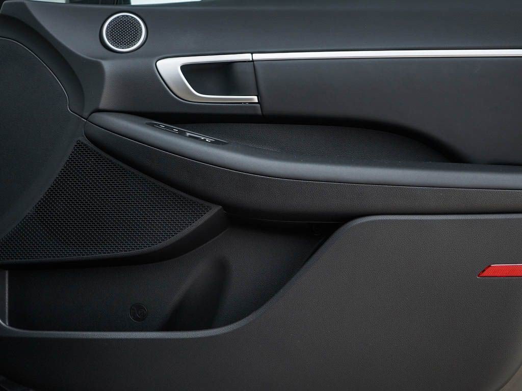 New 2026 Hyundai Sonata Blue FWD image 8