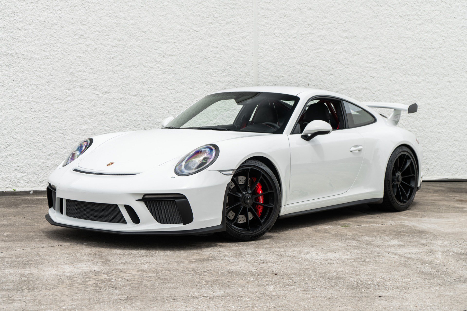 Used 2018 Porsche 911 GT3 RWD image 1