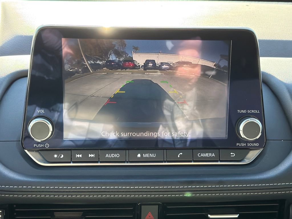 Used 2022 Nissan Rogue SV FWD image 28