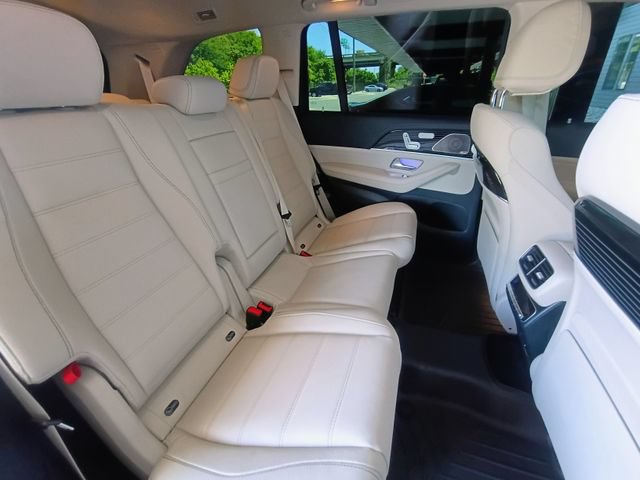 Used 2024 Mercedes-Benz GLS 580 4MATIC image 59