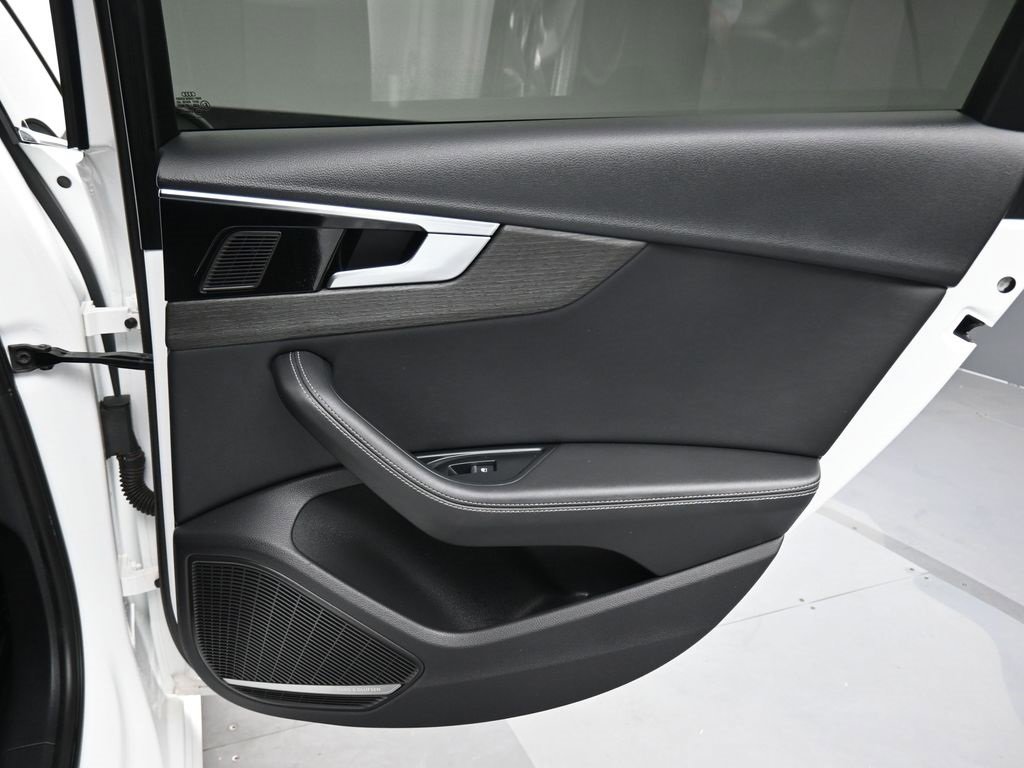 Used 2023 Audi A4 2.0T Premium Plus image 41