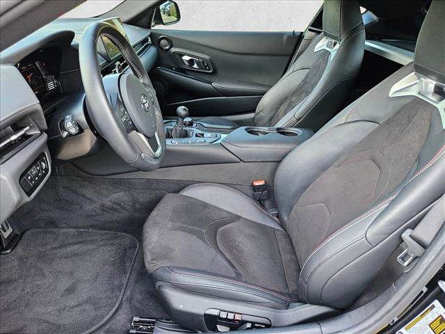 Used 2025 Toyota Supra image 16