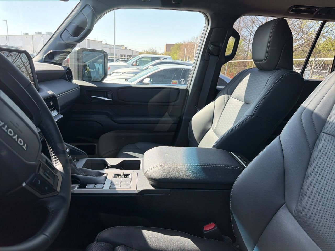 Used 2025 Toyota Land Cruiser w/ Premium Package image 7