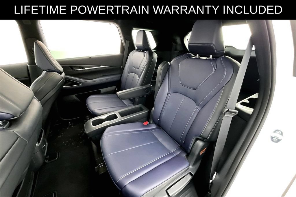 Certified 2026 INFINITI QX60 Sport w/ Dark Cargo Package AWD/4WD image 32