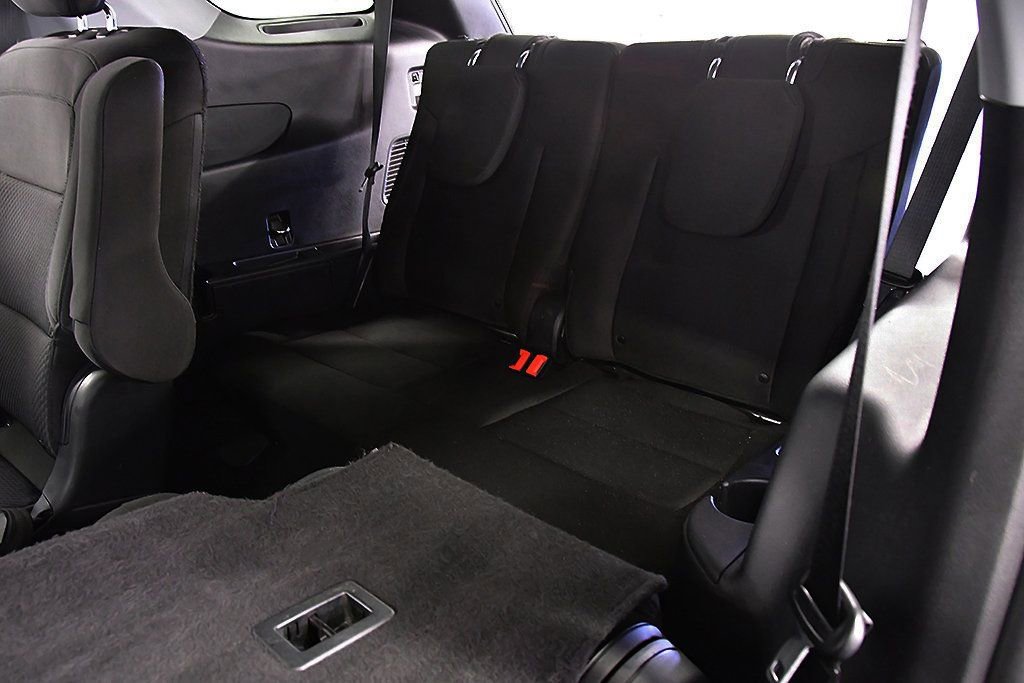 Used 2023 Ford Explorer XLT image 31