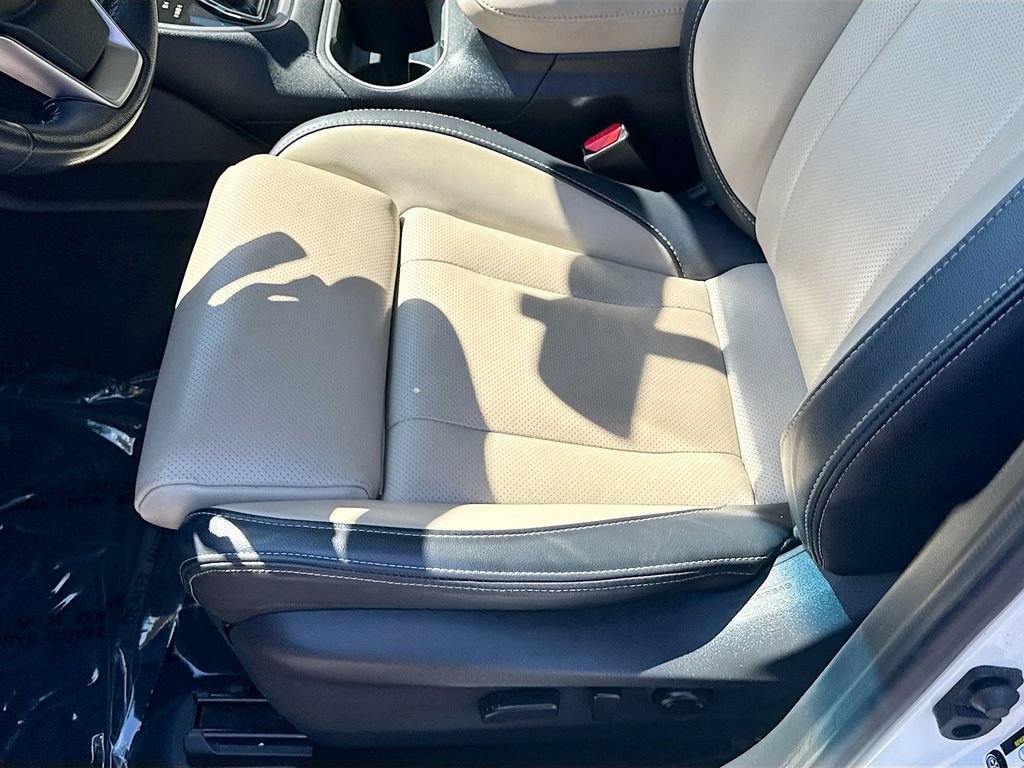 Used 2020 Subaru Outback Limited w/ Popular Package #2 AWD/4WD image 17
