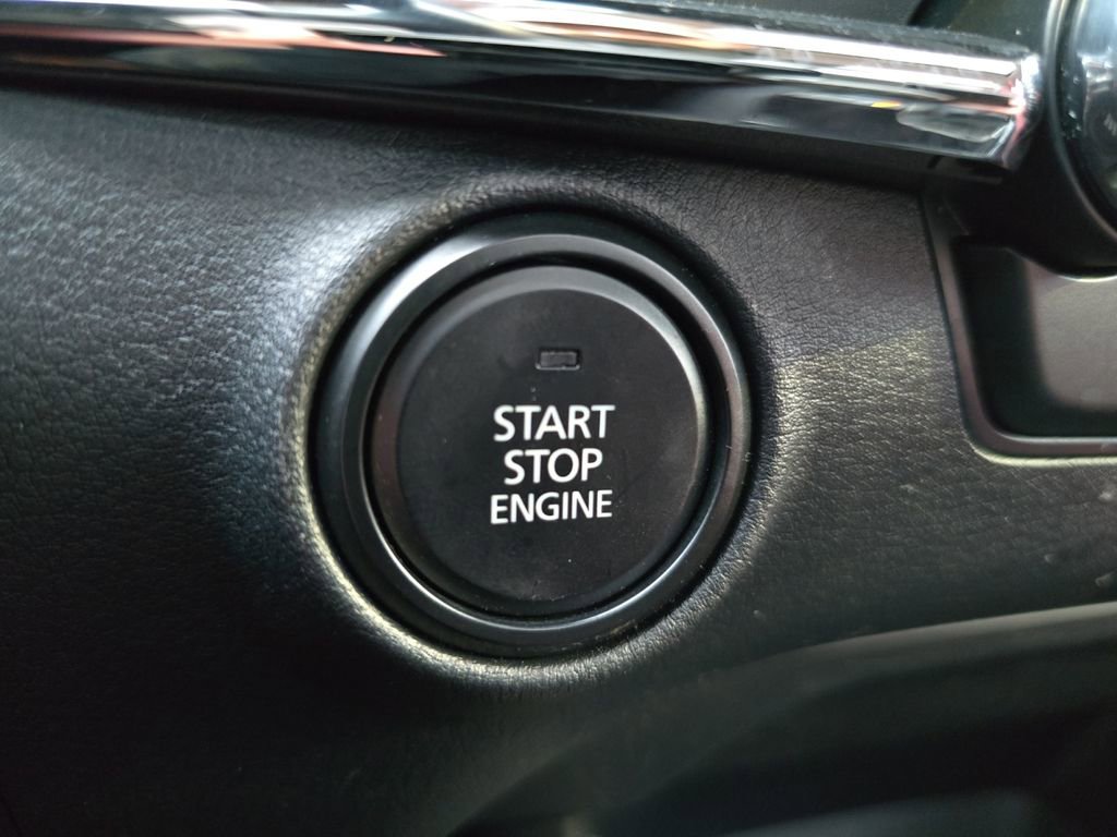 Used 2025 MAZDA MAZDA3 s image 32