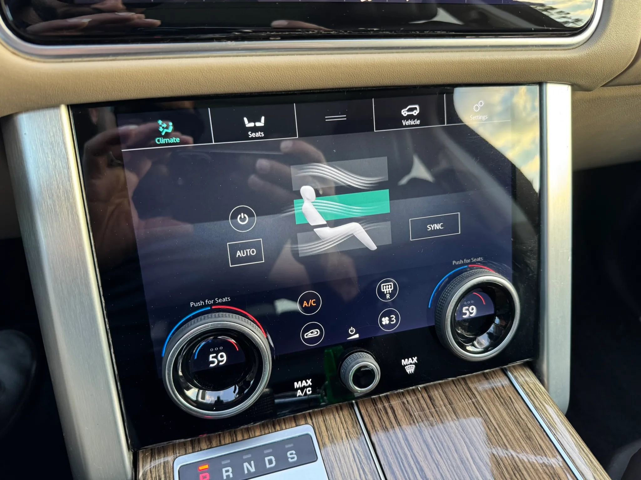 Used 2019 Land Rover Range Rover HSE AWD/4WD image 39