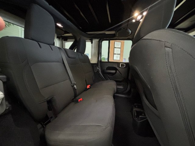 Used 2021 Jeep Wrangler Unlimited Sport w/ Sun And Sound Package AWD/4WD image 13