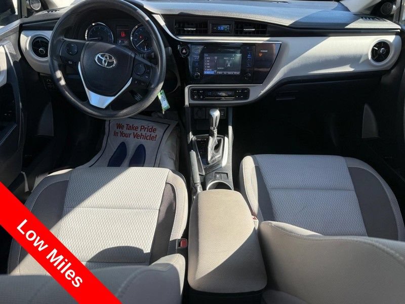 Used 2017 Toyota Corolla LE w/ Carpet Mat Package (TMS) FWD image 13