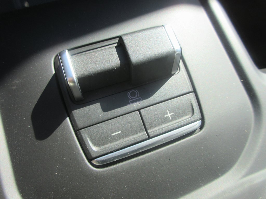 New 2026 GMC Sierra 2500 AT4 w/ AT4 Premium Plus Package image 22