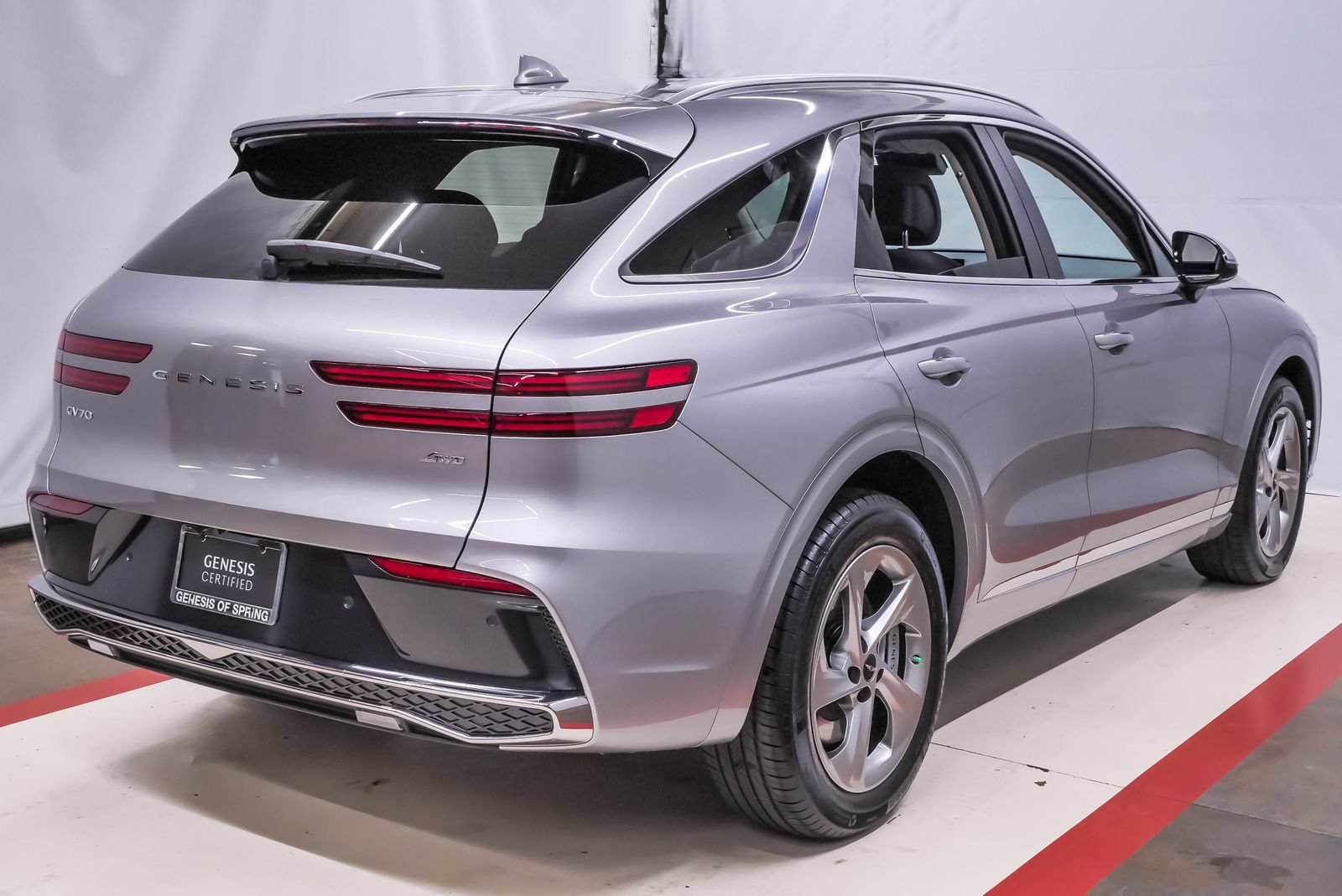 Certified 2026 Genesis GV70 2.5T AWD/4WD image 6