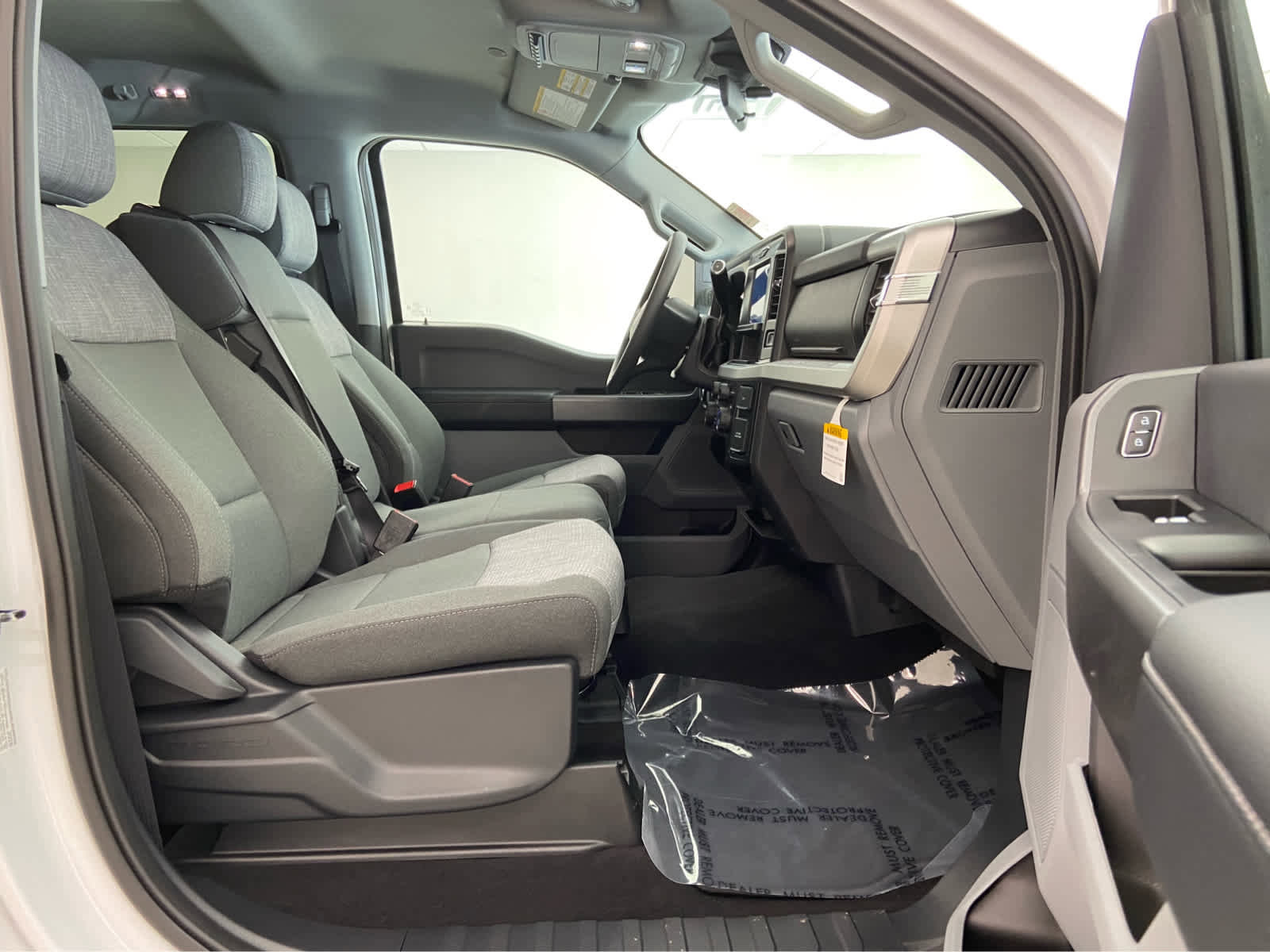 New 2026 Ford F450 XLT w/ FX4 Off-Road Package image 14
