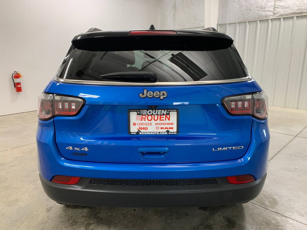 Used 2025 Jeep Compass Limited image 6